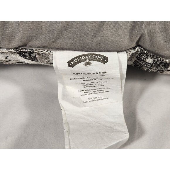 Holiday Time Baby White Owl Pillow w Metalic Accents 16 x 16 - Picture 3 of 3